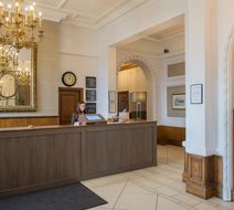Crowne Plaza Royal Victoria Sheffield Lobby
