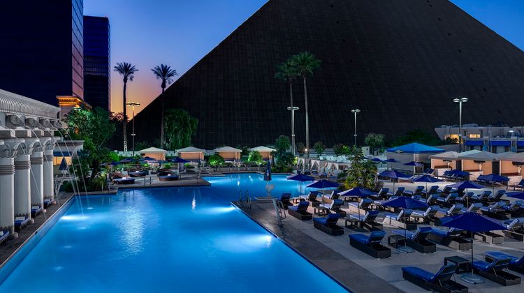 Luxor Hotel & Casino Pool