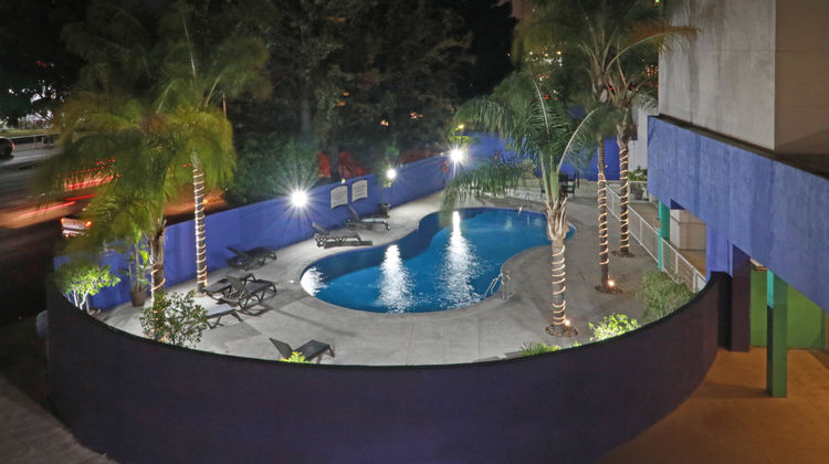 Staybridge Suites Guadalajara Expo Pool