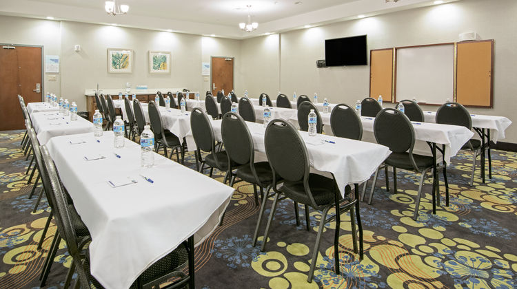 Holiday Inn Express Hotel & Suites Meeting