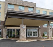 Holiday Inn Express & Suites Charlotte N Exterior