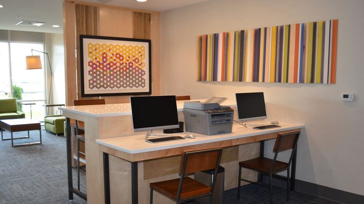 Holiday Inn Express & Suites Charlotte N Other
