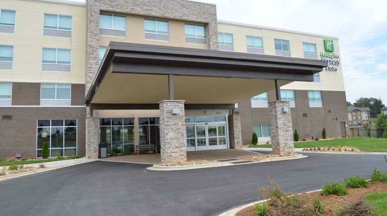 Holiday Inn Express  and  Suites Charlotte N Exterior. Images powered by <a href="https://www.leonardoworldwide.com" target="_blank" rel="noopener">Leonardo</a>.