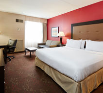 Holiday Inn Cincinnati Airport Room