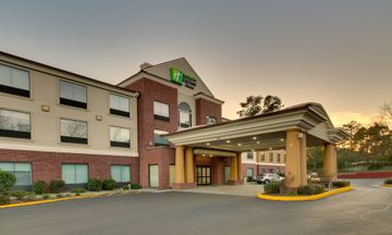 Holiday Inn Express Hotel & Suites