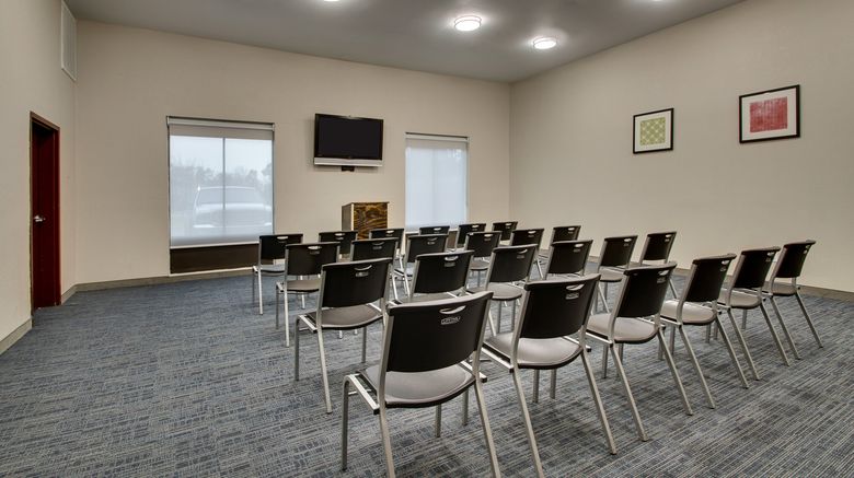 <b>Holiday Inn Express Hotel & Suites Meeting</b>. Images powered by <a href="https://www.leonardoworldwide.com/" title="Leonardo Worldwide" target="_blank">Leonardo</a>.