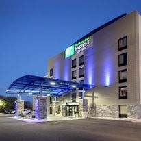 Holiday Inn Express Hotel & Stes Dwntwn
