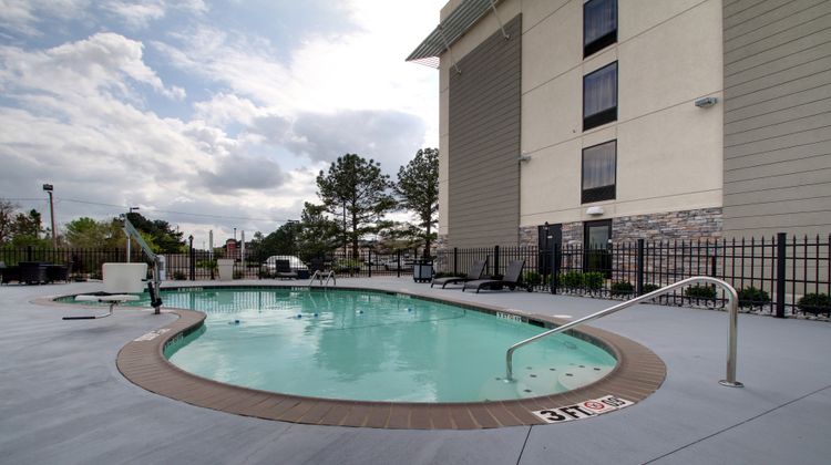 Holiday Inn Express Hotel & Stes Dwntwn Pool