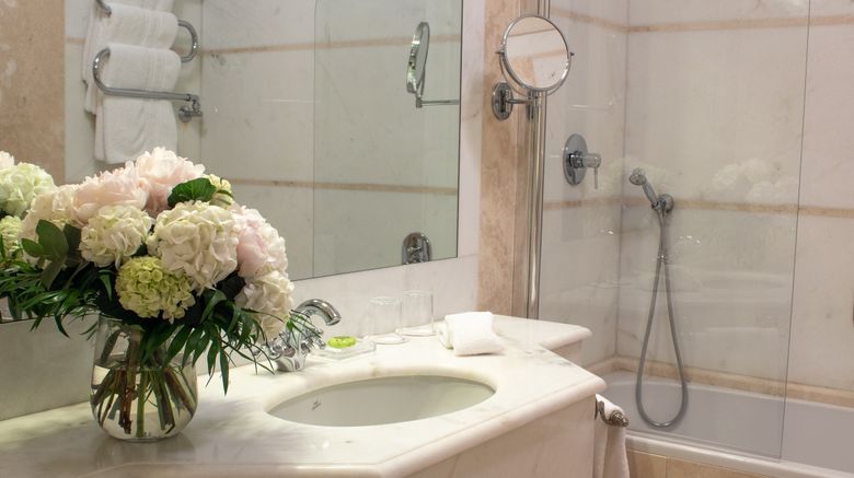 <b>Grand Hotel Continental Siena Room</b>. Images powered by <a href=https://www.travelagewest.com/Hotels/Siena-Italy/
