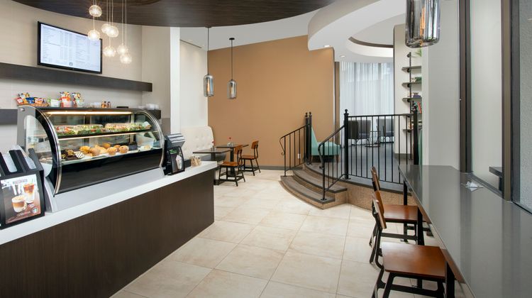 Crowne Plaza San Antonio Airport Lobby