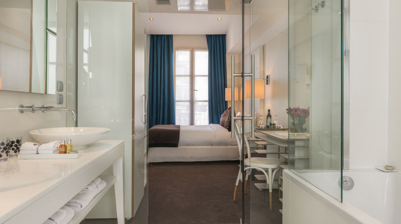 <b>Hotel Le Placide Room</b>. Images powered by <a href="https://www.leonardoworldwide.com/" title="Leonardo Worldwide" target="_blank">Leonardo</a>.