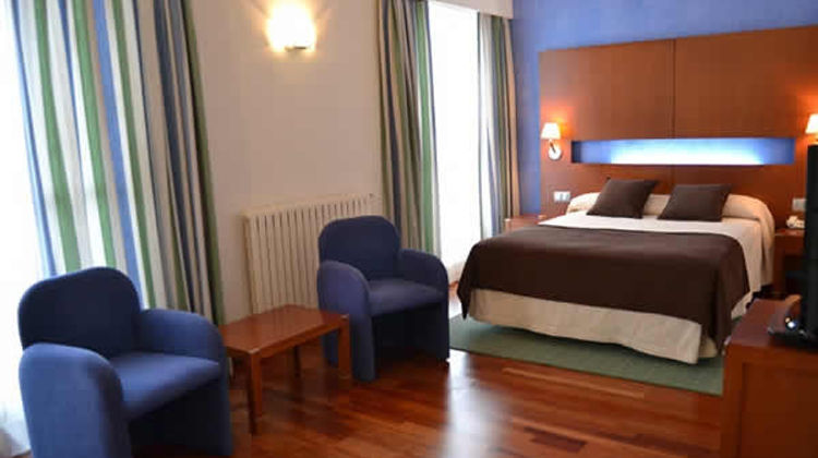 Hotel America Vigo Room