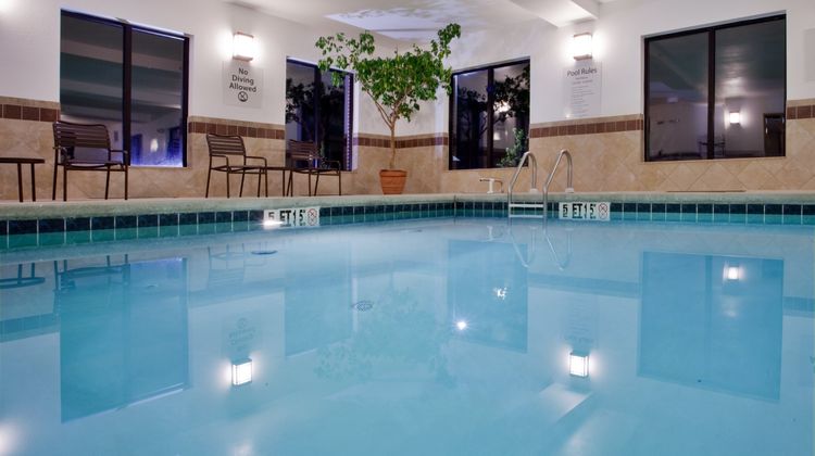 Holiday Inn Express & Suites  Exmore, VA Pool