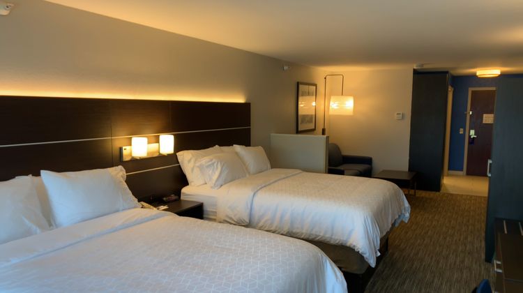 Holiday Inn Express & Suites  Exmore, VA Room