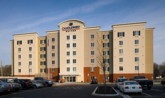 Candlewood Suites Newark South Exterior