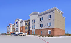 Candlewood Suites Kenedy