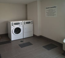 Holiday Inn Express/Suites Evansville N Lobby