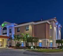 Holiday Inn Express & Stes Houston East Exterior
