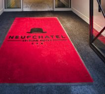 Hotel Neufchatel Exterior