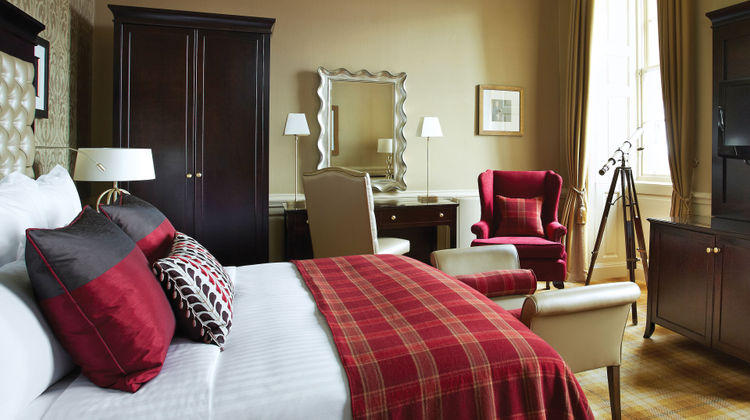Dalmahoy Hotel & Country Club Suite