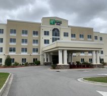 Holiday Inn Express & Suites Havelock Exterior