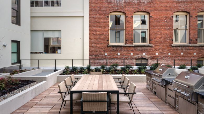 <b>WorldMark Portland – Waterfront Park Exterior</b>. Images powered by <a href="https://www.leonardoworldwide.com/" title="Leonardo Worldwide" target="_blank">Leonardo</a>.