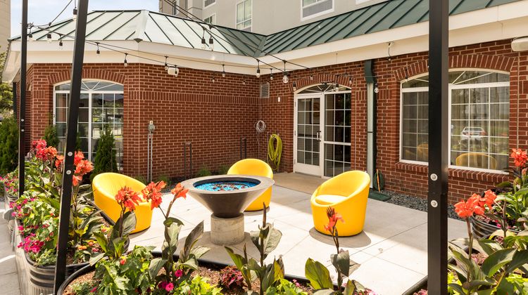 Holiday Inn Bloomington West Exterior