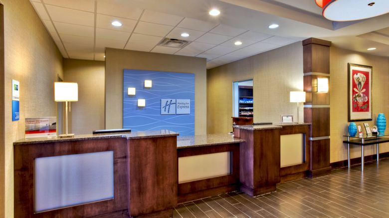 <b>Holiday Inn Express Suites Oak Ridge Lobby</b>. Images powered by <a href="https://www.leonardoworldwide.com/" title="Leonardo Worldwide" target="_blank">Leonardo</a>.