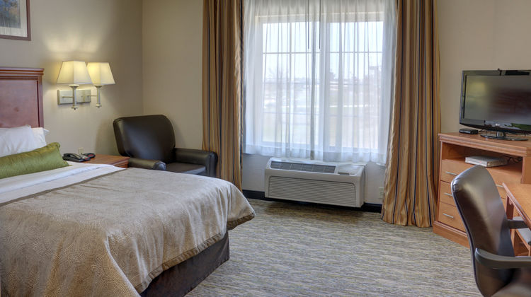 Candlewood Suites Texarkana Suite