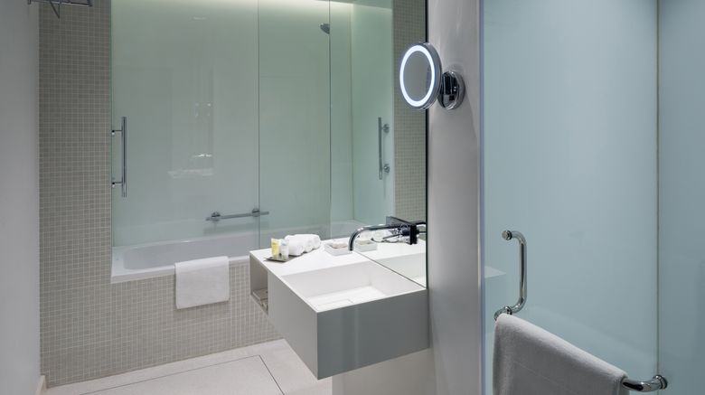 <b>Staybridge Suites al Khobar Room</b>. Images powered by <a href="https://www.leonardoworldwide.com/" title="Leonardo Worldwide" target="_blank">Leonardo</a>.