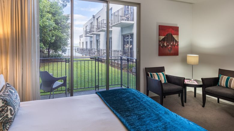 <b>The Sebel Trinity Wharf Tauranga Room</b>. Images powered by <a href="https://www.leonardoworldwide.com/" title="Leonardo Worldwide" target="_blank">Leonardo</a>.