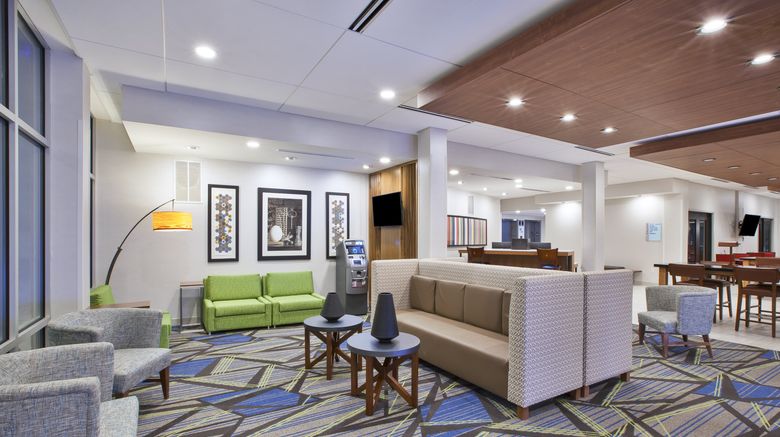 <b>Holiday Inn Express/Stes Auburn Hills S Lobby</b>. Images powered by <a href="https://www.leonardoworldwide.com/" title="Leonardo Worldwide" target="_blank">Leonardo</a>.