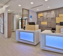 Holiday Inn Express/Stes Auburn Hills S Lobby