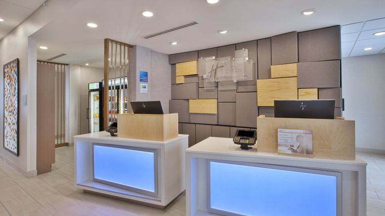 <b>Holiday Inn Express/Stes Auburn Hills S Lobby</b>. Images powered by <a href="https://www.leonardoworldwide.com/" title="Leonardo Worldwide" target="_blank">Leonardo</a>.