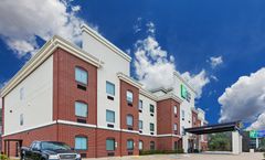 Holiday Inn Express & Suites Longview So