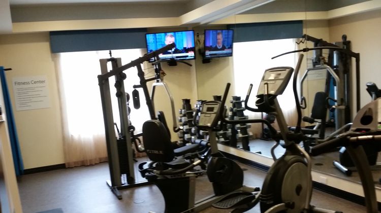 Holiday Inn Express & Stes Atascochita Health Club