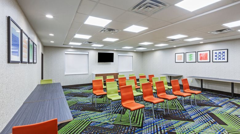 <b>Holiday Inn Express & Suites Longview So Meeting</b>. Images powered by <a href="https://www.leonardoworldwide.com/" title="Leonardo Worldwide" target="_blank">Leonardo</a>.