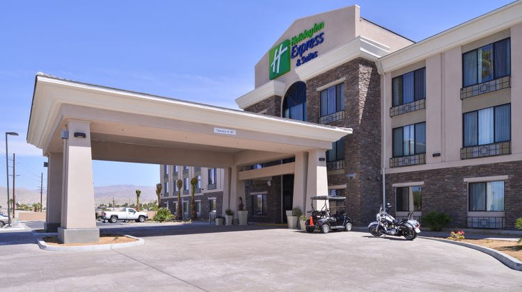 Holiday Inn Express Hotel & Stes Indio Exterior