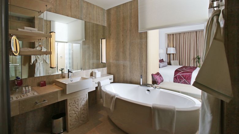 <b>Crowne Plaza Greater Noida Room</b>. Images powered by <a href="https://www.leonardoworldwide.com/" title="Leonardo Worldwide" target="_blank">Leonardo</a>.