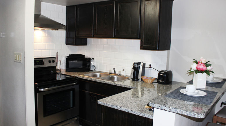 <b>Holiday Inn Atlanta Northlake Room</b>. Images powered by <a href="https://www.leonardoworldwide.com/" title="Leonardo Worldwide" target="_blank">Leonardo</a>.