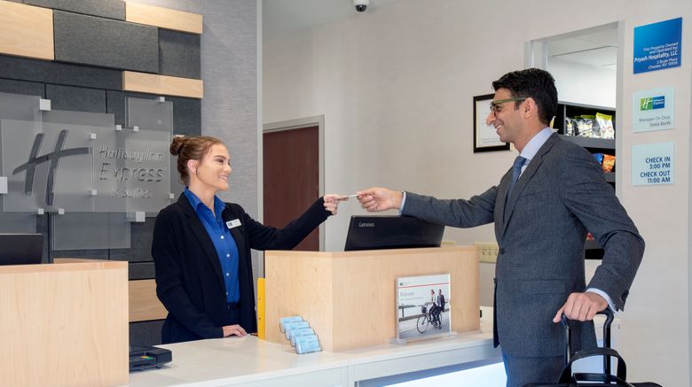 <b>Holiday Inn Express Hotel & Suites Lobby</b>. Images powered by <a href="https://www.leonardoworldwide.com/" title="Leonardo Worldwide" target="_blank">Leonardo</a>.