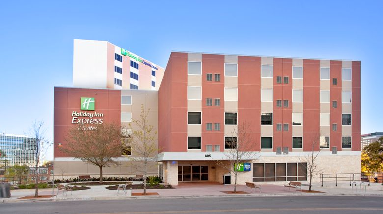 <b>Holiday Inn Express & Sts Downtown Univ Exterior</b>. Images powered by <a href="https://www.leonardoworldwide.com/" title="Leonardo Worldwide" target="_blank">Leonardo</a>.