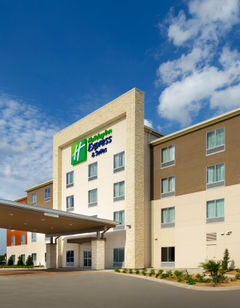 Holiday Inn Express & Suites Bay City