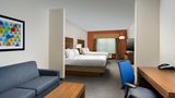 Holiday Inn Express & Suites Bay City Suite