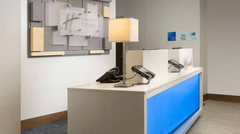 <b>Holiday Inn Express & Suites Bay City Lobby</b>. Images powered by <a href="https://www.leonardoworldwide.com/" title="Leonardo Worldwide" target="_blank">Leonardo</a>.