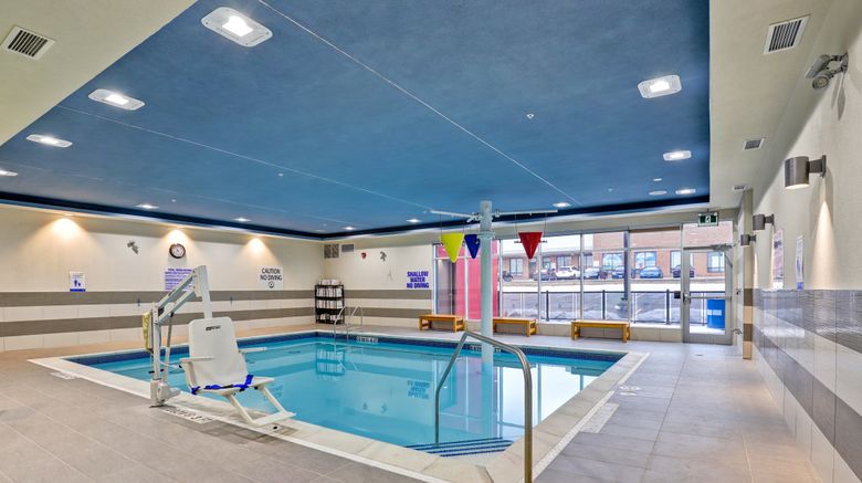 <b>Holiday Inn Mississauga Toronto West Pool</b>. Images powered by <a href="https://www.leonardoworldwide.com/" title="Leonardo Worldwide" target="_blank">Leonardo</a>.