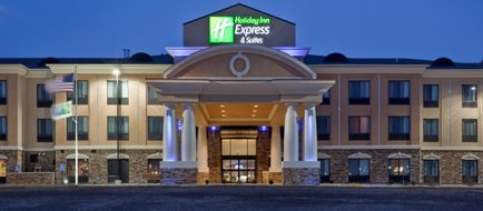 Holiday Inn Express and Suites Hays Exterior