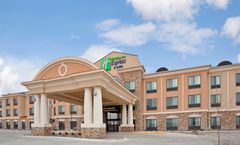 Holiday Inn Express and Suites Hays