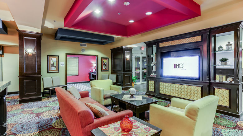 <b>Holiday Inn Express Hotel & Suites Lobby</b>. Images powered by <a href="https://www.leonardoworldwide.com/" title="Leonardo Worldwide" target="_blank">Leonardo</a>.