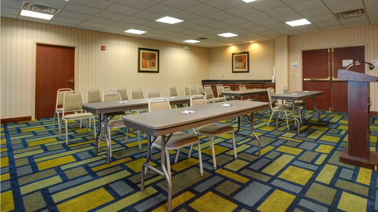 <b>Holiday Inn Express Meeting</b>. Images powered by <a href="https://www.leonardoworldwide.com/" title="Leonardo Worldwide" target="_blank">Leonardo</a>.
